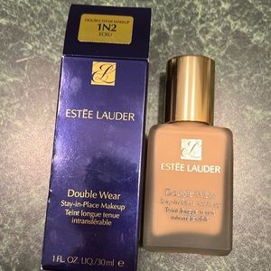 Estée Lauder makeup
